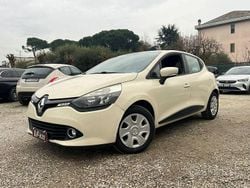 Usata 2015 Renault Clio IV Tre volumi | 6490 € (Buon prezzo)