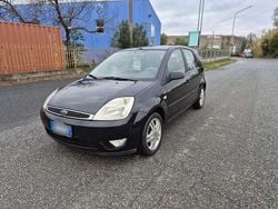 Nero Usata 2005 Ford Fiesta Titanium Tre volumi | 2499 € (Buon prezzo)