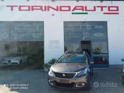 Grigio Usata 2019 Peugeot 2008 Signature Sky SUV | 11.800 € (Ottimo prezzo)