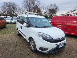 Bianco Usata 2015 Fiat Doblò Monovolume | 9900 € (Molto cara)