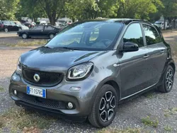 Grigio Usata 2017 Smart ForFour Electric Drive Prime Tre volumi | 9890 € (Buon prezzo)