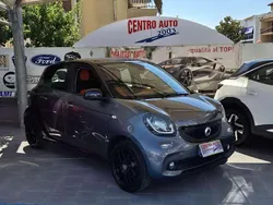 Nessuno(met.) Usata 2015 Smart ForFour Edition #1 Tre volumi | 7499 € (Buon prezzo)