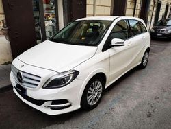 Usata 2014 Mercedes B200 Premium Monovolume | 8500 € (Buon prezzo)