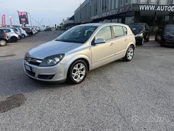 Grigio Usata 2005 Opel Astra Cabrio | 3000 €