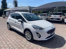 Bianco Usata 2017 Ford Fiesta Titanium Due volumi | 9300 € (Buon prezzo)