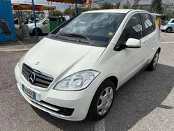 Bianco Usata 2011 Mercedes A160 Edition Monovolume | 4500 € (Buon prezzo)