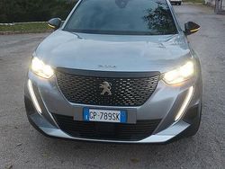 Grigio Usata 2023 Peugeot 2008 SUV | 17.000 € (Ottimo prezzo)