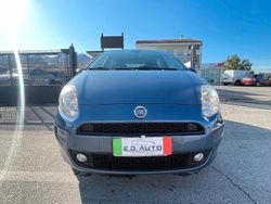 Blu Usata 2017 Fiat Punto Street Tre volumi | 5990 € (Buon prezzo)