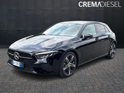 Nero Nuova 2024 Mercedes A180 Advanced Tre volumi | 32.500 € (Buon prezzo)