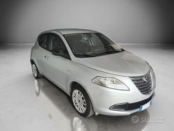 Grigio Usata 2013 Lancia Ypsilon Silver Due volumi | 5800 € (Buon prezzo)