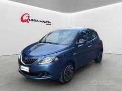 Blu Usata 2023 Lancia Ypsilon Silver Due volumi | 10.290 € (Buon prezzo)