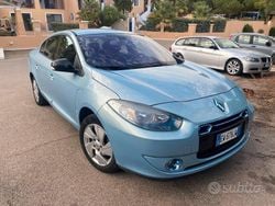 Blu Usata 2014 Renault Fluence Tre volumi | 6000 €