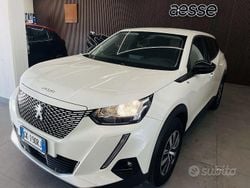Bianco Usata 2022 Peugeot 2008 Active SUV | 17.900 €