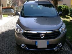 Usata 2014 Dacia Lodgy Lauréate Monovolume | 8700 € (Buon prezzo)
