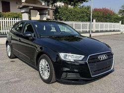 Nero Usata 2018 Audi A3 Sportback Business Due volumi | 14.999 € (Ottimo prezzo)