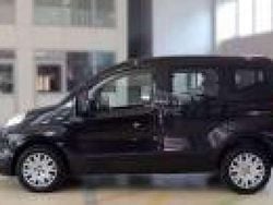 Nero Usata 2010 Fiat Qubo Trekking Monovolume | 4900 € (Buon prezzo)
