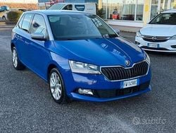 Blu Usata 2019 Skoda 110 R Tre volumi | 11.200 € (Buon prezzo)