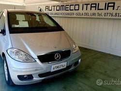 Grigio Usata 2010 Mercedes A160 Tre volumi | 4900 € (Buon prezzo)