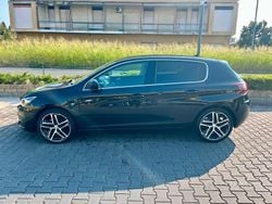 Nero Usata 2017 Peugeot 308 GT-line Monovolume | 8900 € (Buon prezzo)