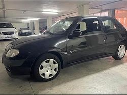 Usata 2000 Citroën Saxo Due volumi | 3500 € (Cara)