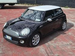 Usata 2010 Mini Cooper D Due volumi | 6500 € (Cara)