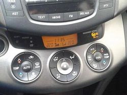 Argento Usata 2009 Toyota RAV4 Luxury SUV | 7500 € (Buon prezzo)