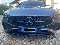 Grigio Usata 2024 Mercedes CLA250e Advanced Plus Tre volumi | 42.900 € (Molto cara)