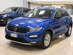 Blu/azzurro Usata 2021 VW T-Roc Business SUV | 21.700 € (Ottimo prezzo)