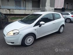 Bianco Usata 2009 Fiat Punto Due volumi | 1750 € (Super prezzo)