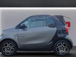Grigio Usata 2017 Smart ForTwo Cabrio Passion Cabrio | 16.900 € (Molto cara)