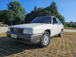 Bianco Usata 1986 Alfa Romeo 90 Tre volumi | 7000 €