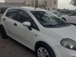 Usata 2012 Fiat Punto Due volumi | 2850 € (Ottimo prezzo)