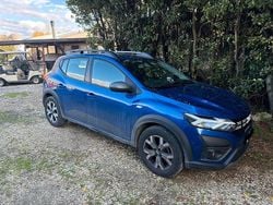 Blu Usata 2023 Dacia Sandero Stepway Tre volumi | 12.000 €