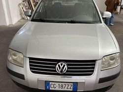 Usata 2003 VW Passat Trendline Tre volumi | 2500 € (Buon prezzo)