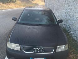 Blu Usata 2003 Audi A3 Ambiente Tre volumi | 1300 € (Molto cara)
