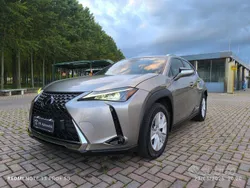 Argento Usata 2021 Lexus UX Business Edition SUV | 19.500 € (Super prezzo)