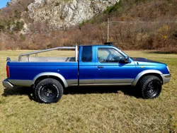 Usata 2000 Nissan Navara Pick-up | 12.500 €