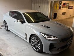 Grigio Usata 2018 Kia Stinger GT-Line Due volumi | 21.990 €