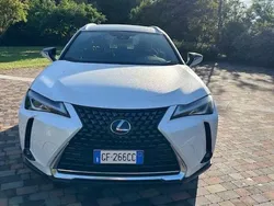 Bianco Usata 2021 Lexus UX Executive Line SUV | 22.000 € (Buon prezzo)