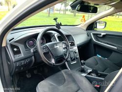 Bianco Usata 2011 Volvo XC60 SUV | 6500 € (Ottimo prezzo)