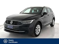 Nero pastello Usata 2023 VW Tiguan Life SUV | 29.300 € (Ottimo prezzo)