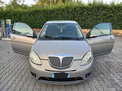 Usata 2009 Lancia Ypsilon Due volumi | 1950 € (Buon prezzo)