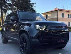 Nero Usata 2022 Land Rover Defender Dynamic SUV | 61.800 € (Cara)