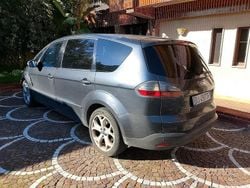 Usata 2007 Ford S-MAX S Monovolume | 3000 € (Cara)