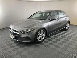 Grigio Usata 2020 Mercedes A180 Executive Tre volumi | 20.599 € (Ottimo prezzo)