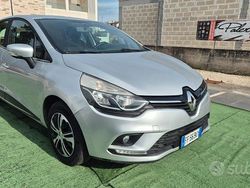 Grigio Usata 2016 Renault Clio IV Intens Tre volumi | 7900 € (Cara)