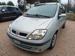 Blu Usata 2001 Renault Scénic Monovolume | 1900 € (Cara)