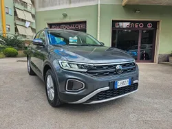 Grigio Usata 2022 VW T-Roc Style SUV | 19.990 € (Buon prezzo)