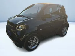 Nero metallizzato Usata 2020 Smart ForTwo Electric Drive Pure Tre volumi | 13.800 € (Buon prezzo)