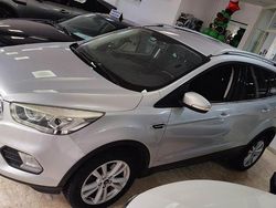 Argento Usata 2017 Ford Kuga Business Edition SUV | 13.800 € (Buon prezzo)